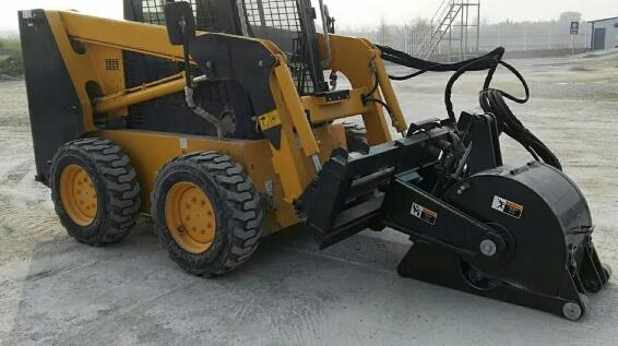 路面养护神器：滑移铣刨机