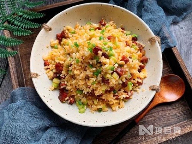 蟹黄拌饭